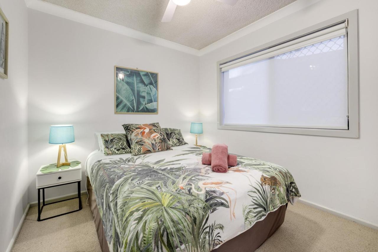 The Waves Port Macquarie Apartment Exterior photo