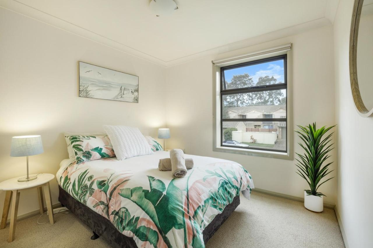 The Waves Port Macquarie Apartment Exterior photo